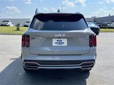 Used 2022 Kia Sorento EX w/ Panoramic Sunroof Package image 4