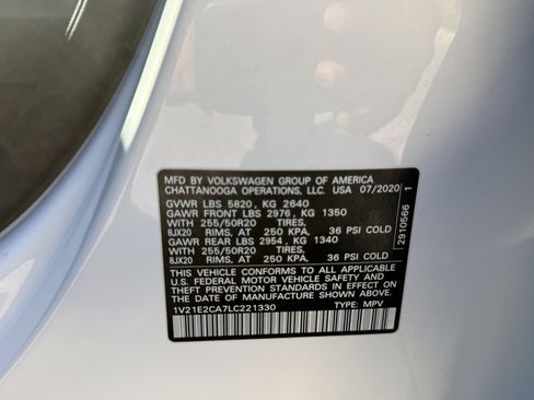 Used 2020 Volkswagen Atlas Cross Sport SE image 26