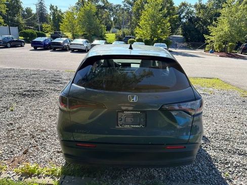 Used 2024 Honda HR-V LX image 8