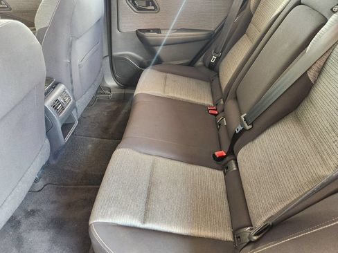 Used 2021 Nissan Rogue S FWD image 32