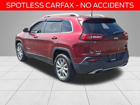 Used 2018 Jeep Cherokee Limited AWD/4WD image 6