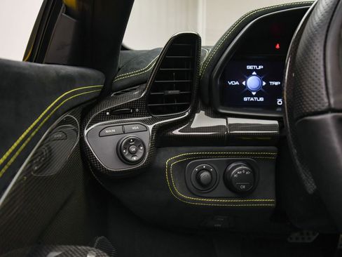 Used 2015 Ferrari 458 Speciale A image 39