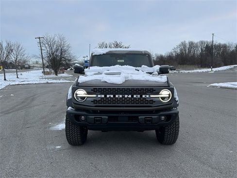 New 2025 Ford Bronco Badlands image 6
