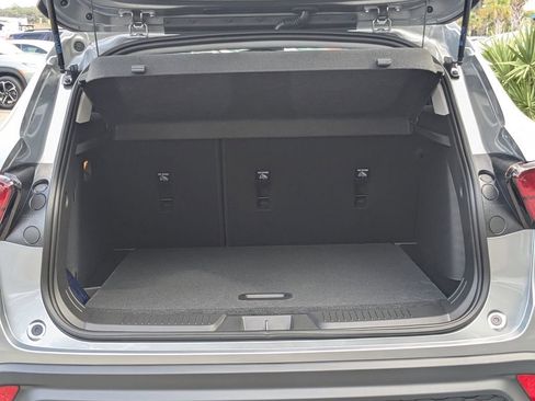 New 2026 Chevrolet Trax LT FWD image 14