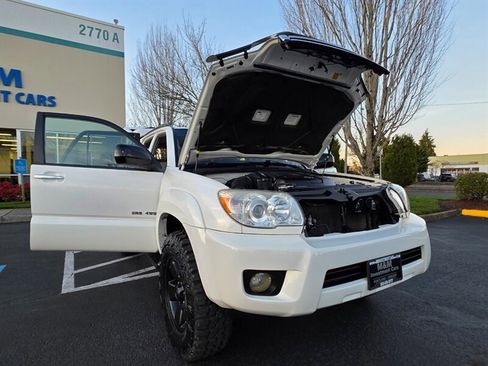 Used 2007 Toyota 4Runner SR5 image 25