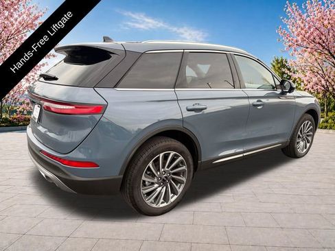 Used 2023 Lincoln Corsair Reserve w/ Equipment Group 201A AWD/4WD image 8