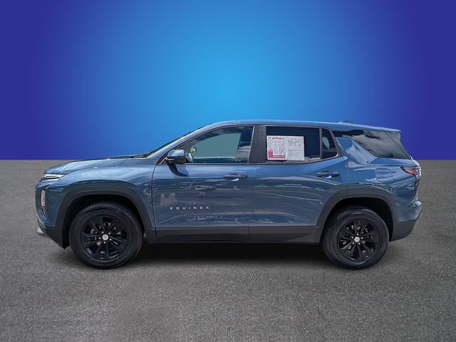 Used 2025 Chevrolet Equinox LT FWD image 2