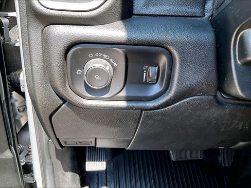 Used 2022 RAM 2500 Tradesman AWD/4WD image 26