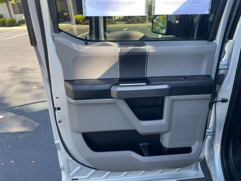 Used 2015 Ford F150 XLT w/ Equipment Group 301A Mid image 44