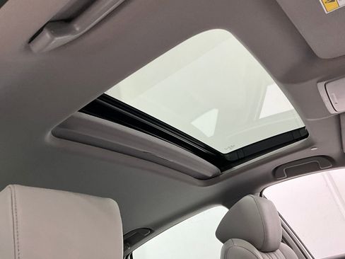 Used 2019 Honda Accord Touring image 22