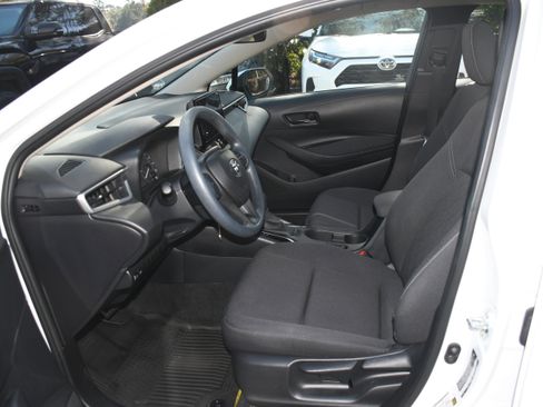 Certified 2023 Toyota Corolla LE image 7