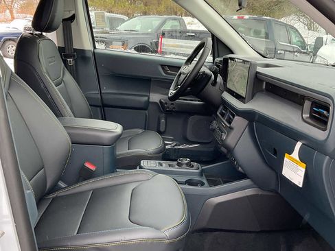 Used 2026 Ford Maverick Lobo image 45