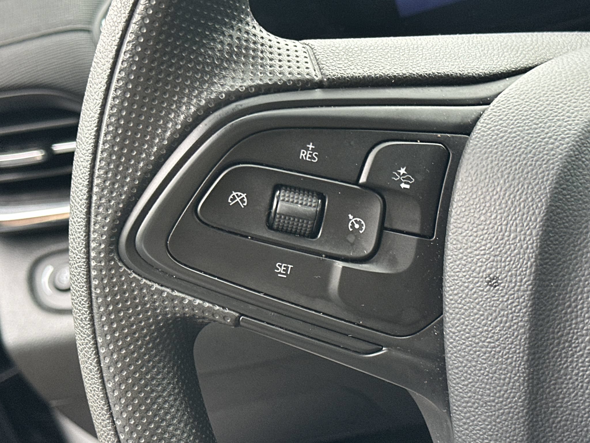 Used 2026 Buick Envista Preferred FWD image 22