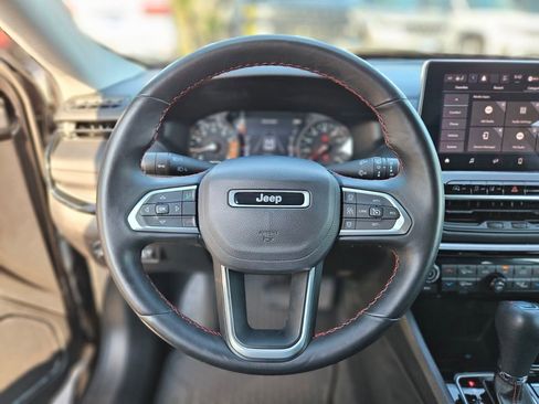 Used 2022 Jeep Compass Trailhawk w/ Trailhawk Convenience Group image 26