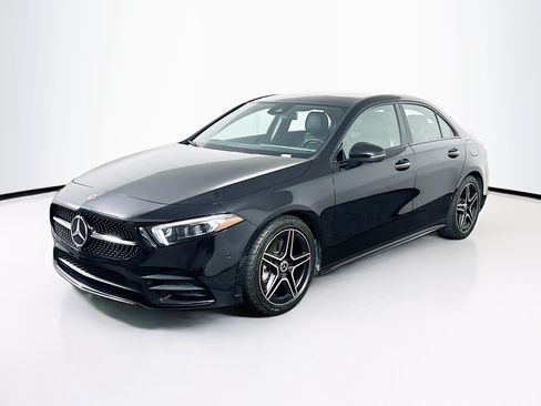 Used 2022 Mercedes-Benz A 220 4MATIC image 3