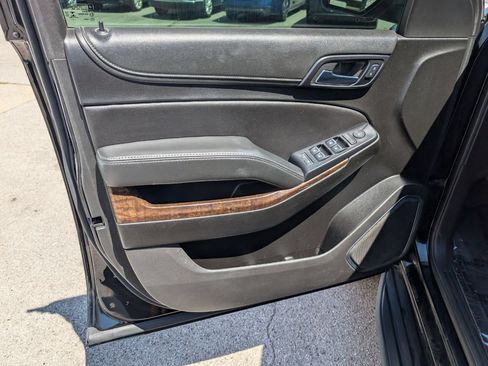 Used 2020 Chevrolet Tahoe LS AWD/4WD image 11