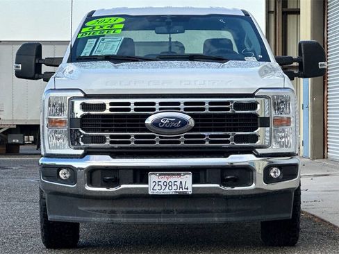 Used 2023 Ford F250 XLT w/ FX4 Off-Road Package image 9