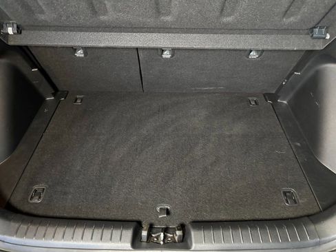 Used 2021 Hyundai Venue SE image 22