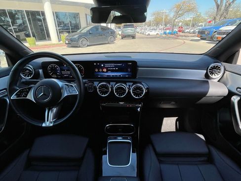 Used 2025 Mercedes-Benz CLA 250 CLA 250 image 10