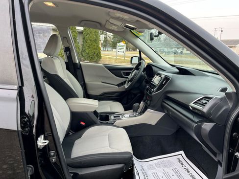Used 2021 Subaru Forester image 10