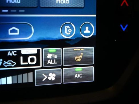 Certified 2026 Subaru Forester Wilderness w/ Wilderness Plus Package AWD/4WD image 40