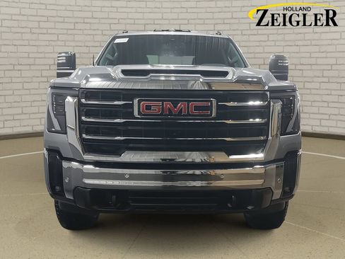 New 2026 GMC Sierra 2500 SLT w/ SLT Premium Package image 2