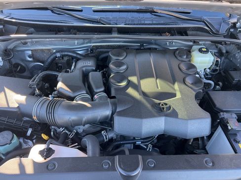 Certified 2022 Toyota 4Runner TRD Off-Road Premium image 12