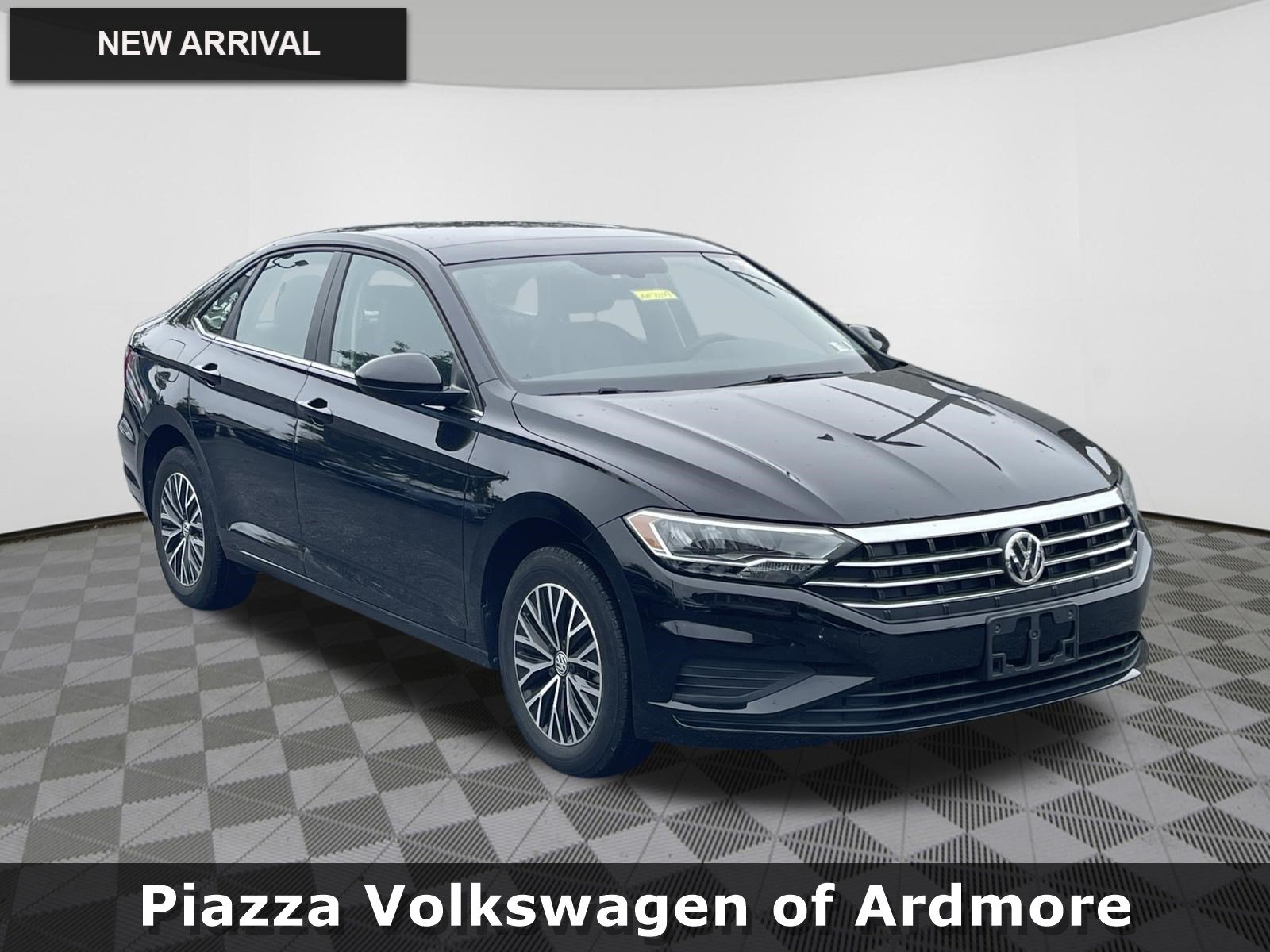 Used 2020 Volkswagen Jetta SE FWD image 1