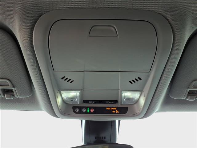 Used 2025 Chevrolet Blazer LT FWD image 29