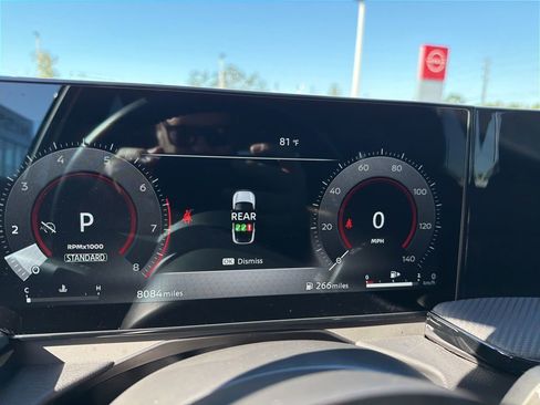 Certified 2025 Nissan Kicks SR image 20