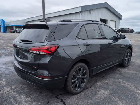 Used 2022 Chevrolet Equinox RS w/ Infotainment Package AWD/4WD image 3