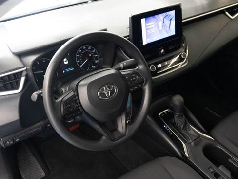 Used 2023 Toyota Corolla LE FWD image 3