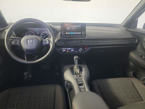 Certified 2025 Honda HR-V Sport image 20