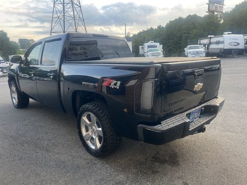 Used 2010 Chevrolet Silverado 1500 LT w/ Power Pack Plus AWD/4WD image 4