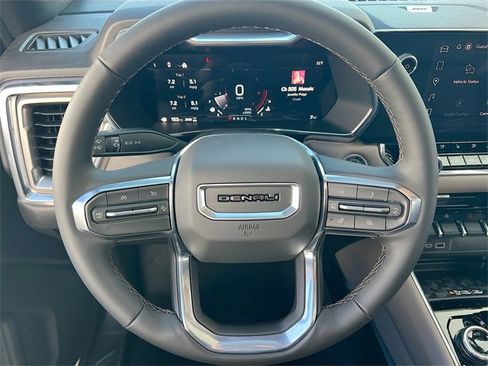New 2026 GMC Canyon Denali image 7