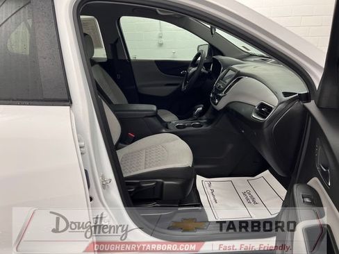 Used 2024 Chevrolet Equinox LS w/ LS Convenience Package FWD image 41