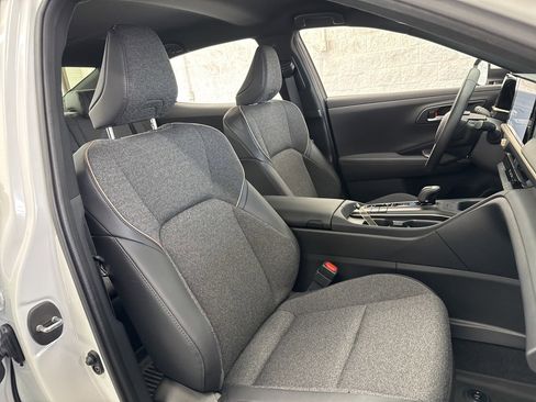 Used 2023 Toyota Crown XLE image 49