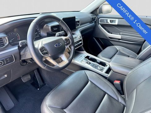 Certified 2023 Ford Explorer XLT w/ Equipment Group 202A AWD/4WD image 2