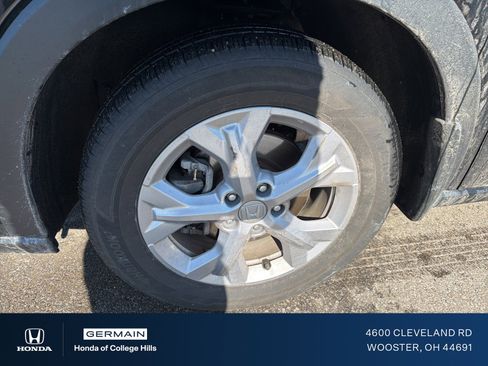 Used 2024 Honda HR-V LX image 2