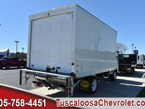 New 2025 Chevrolet Low Cab Forward image 9