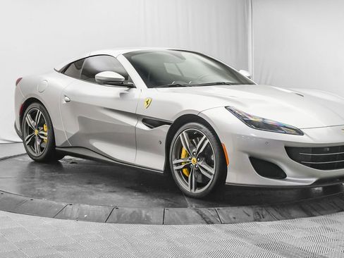 Used 2019 Ferrari Portofino image 61