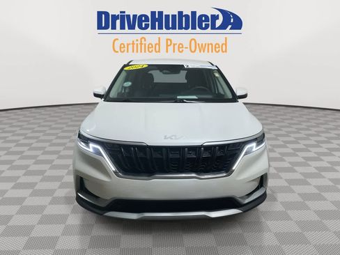 Used 2024 Kia Carnival LX image 7