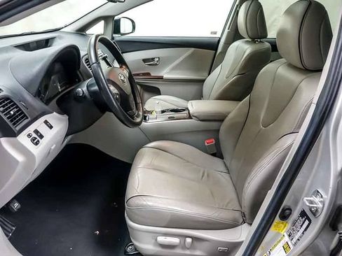Used 2011 Toyota Venza AWD w/ Premium Pkg #2 image 8