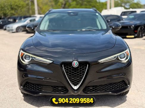 Used 2018 Alfa Romeo Stelvio Sport w/ Quick Order Package 22J Sport AWD/4WD image 11