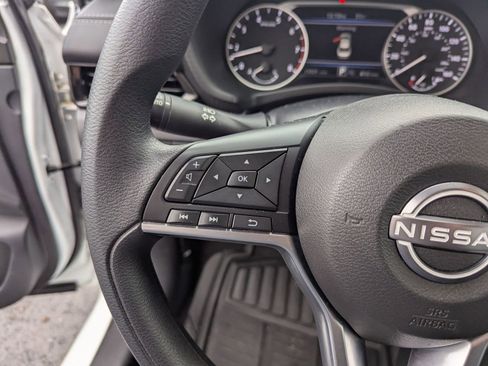 Used 2024 Nissan Sentra SV image 10