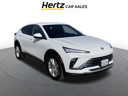 Used 2025 Buick Envista Preferred image 1