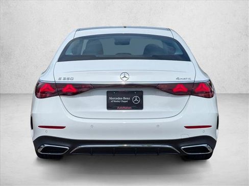 New 2025 Mercedes-Benz E 350 4MATIC Sedan image 7