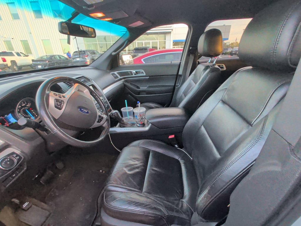 Used 2013 Ford Explorer XLT AWD/4WD image 6