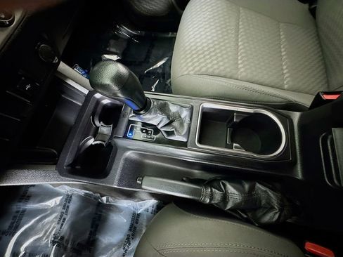 Used 2021 Toyota Tacoma SR image 16