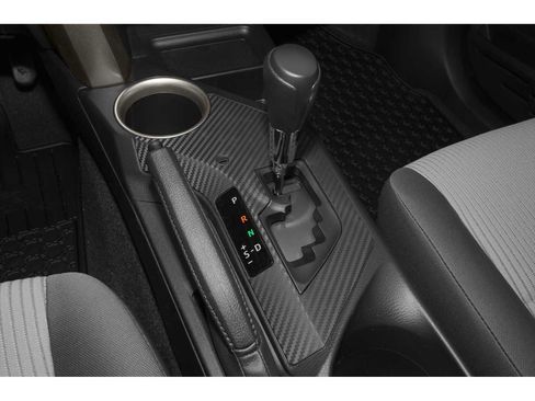 Used 2015 Toyota RAV4 Limited image 10